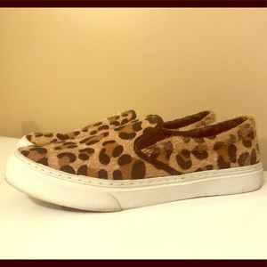Leopard print slip-on sneakers - Forever 21